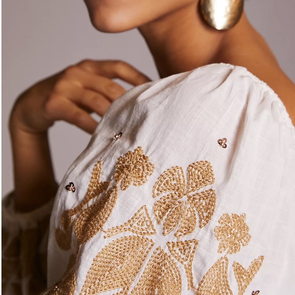 NWT Anthropologie White Embroidered Puff Sleeve Square Neck Top Medium - Picture 2 of 8